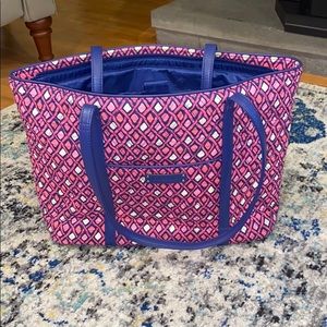 Like new Vera Bradley Laptop bag